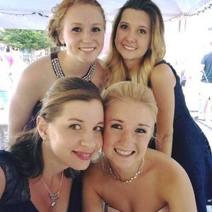 Meet your Posher, Julie